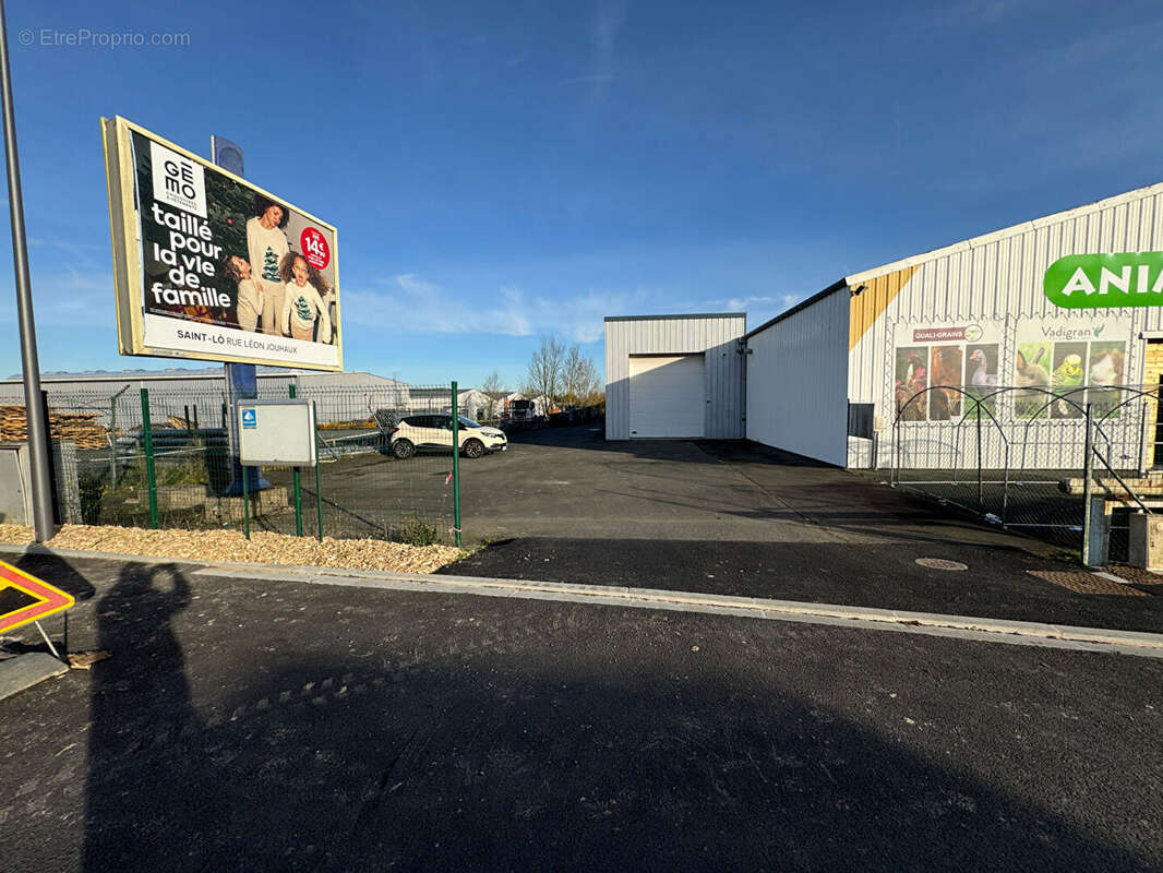 Commerce à AGNEAUX