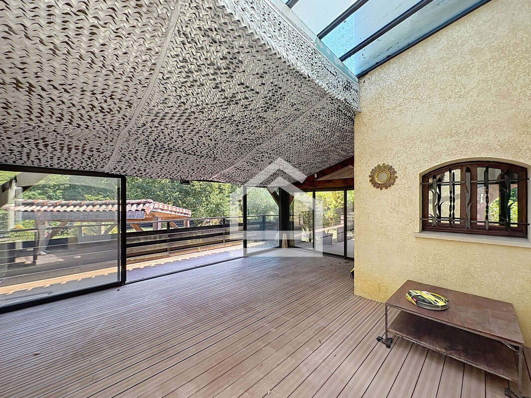 Maison à YVRAC