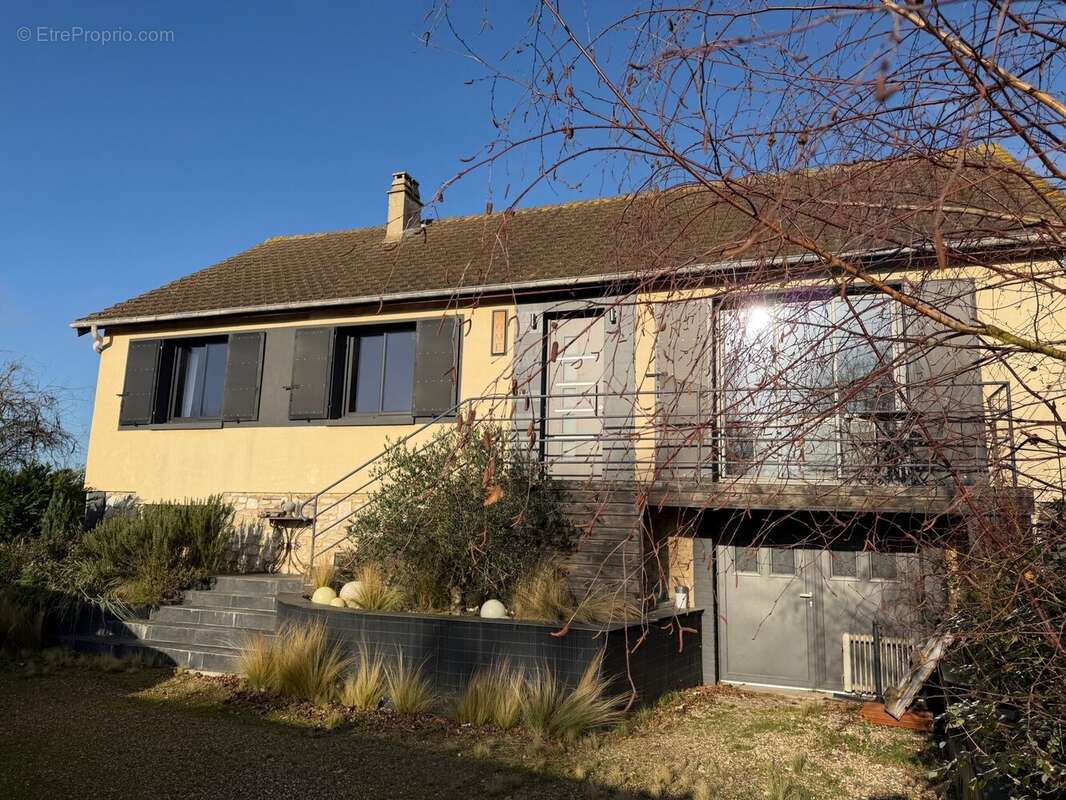 Maison à PACY-SUR-EURE