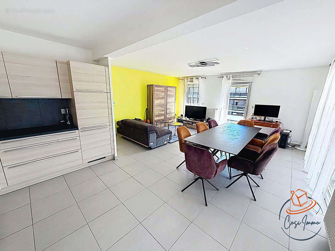 Appartement à SAINT-GENIS-POUILLY