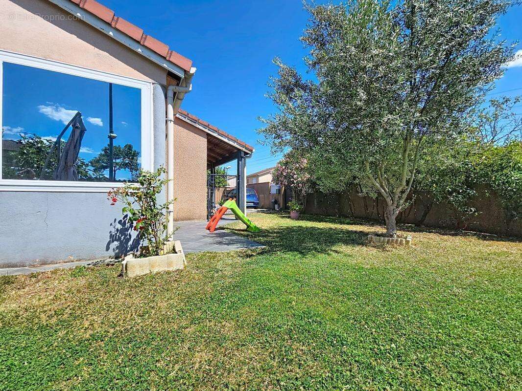 Maison - Plain Pied - 4 Chambres - Garage - Buanderie - Jardin - Piscine - photo 5