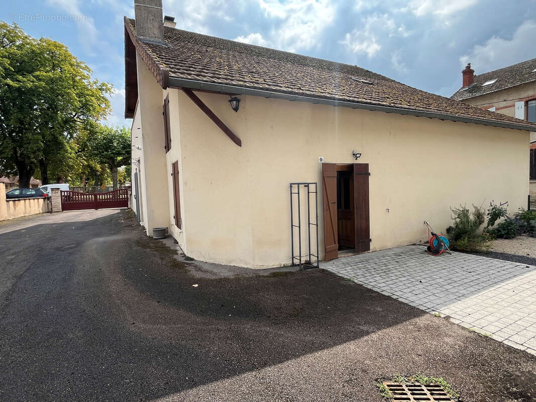 Maison à SIMANDRE