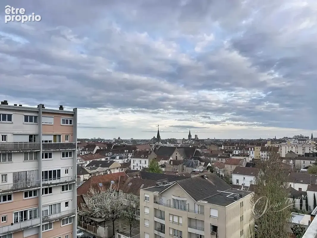 En exclusivité: DIJON, appartement en duplex - photo 9