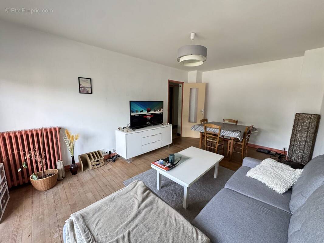 Appartement à SAINTES
