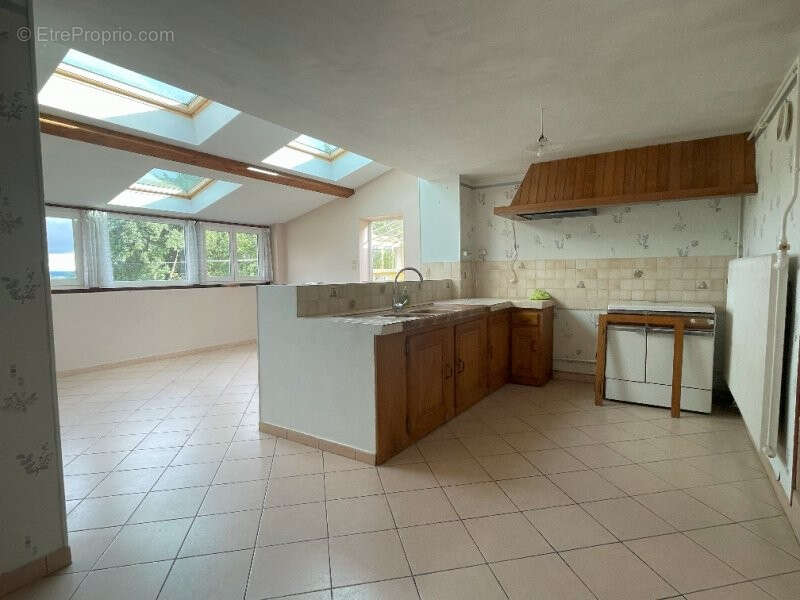 Maison à BEAUMONT-LES-AUTELS