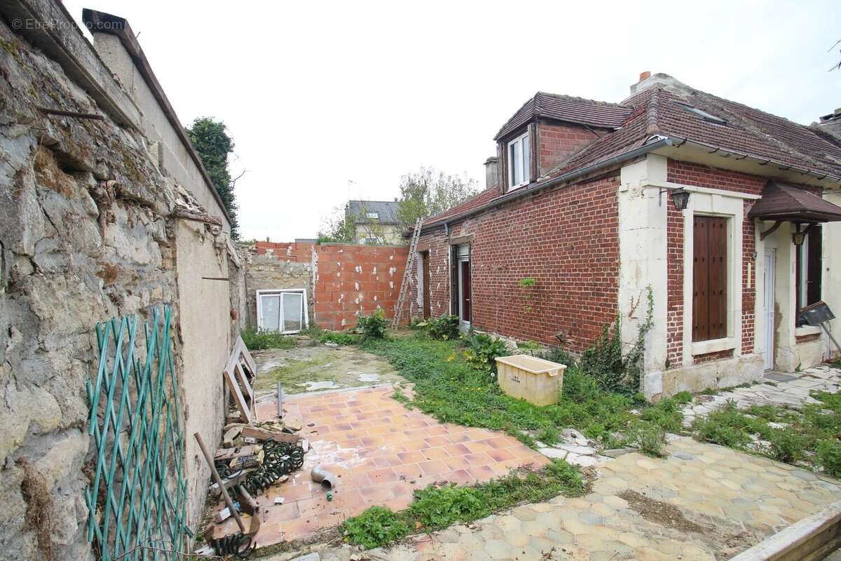 Maison à MOUY
