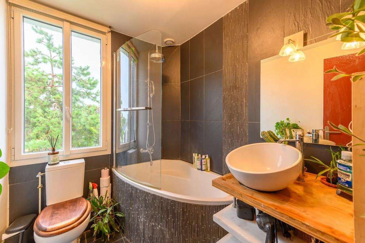 Maison à ROSNY-SOUS-BOIS