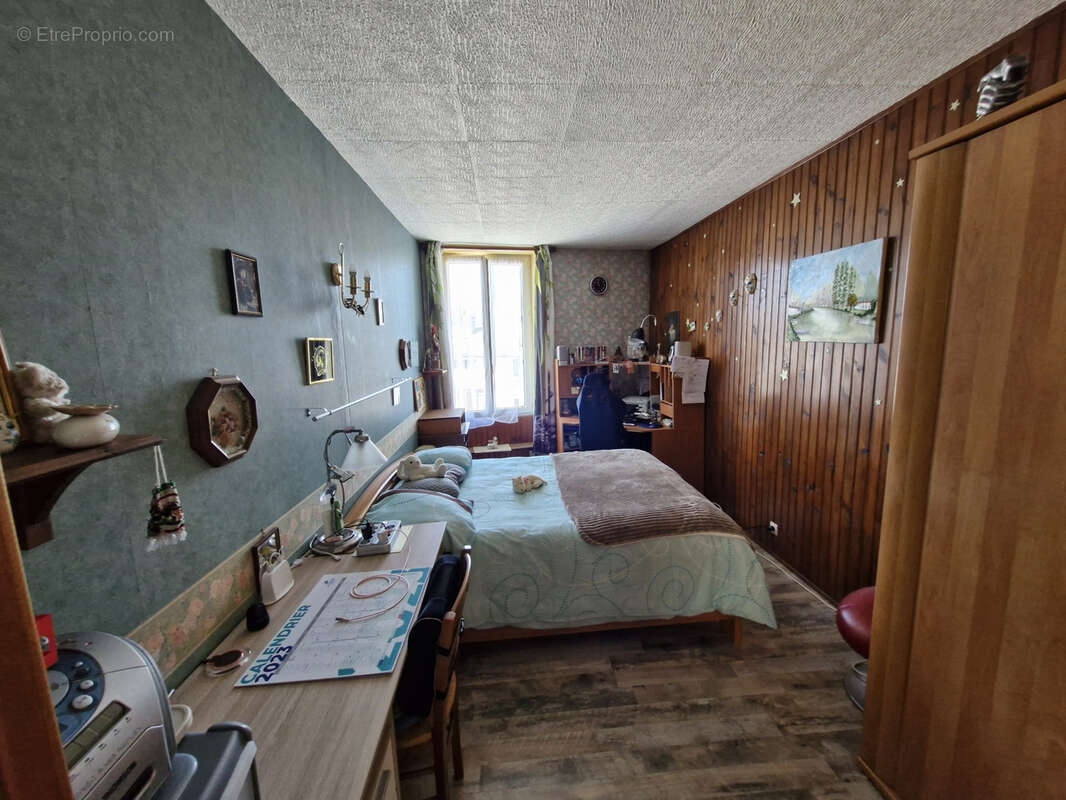 Maison à SAINT-GERVAIS-LES-TROIS-CLOCHERS