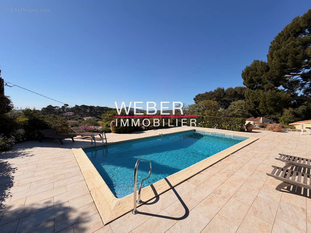 OLLIOULES - Villa 200 m2 - Piscine - Aperçu mer - photo 14