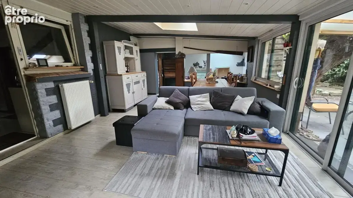 Saint herblain (44) proche commodites et grands axes maison familiale avec gite et annexes sur 1941m² - photo 3