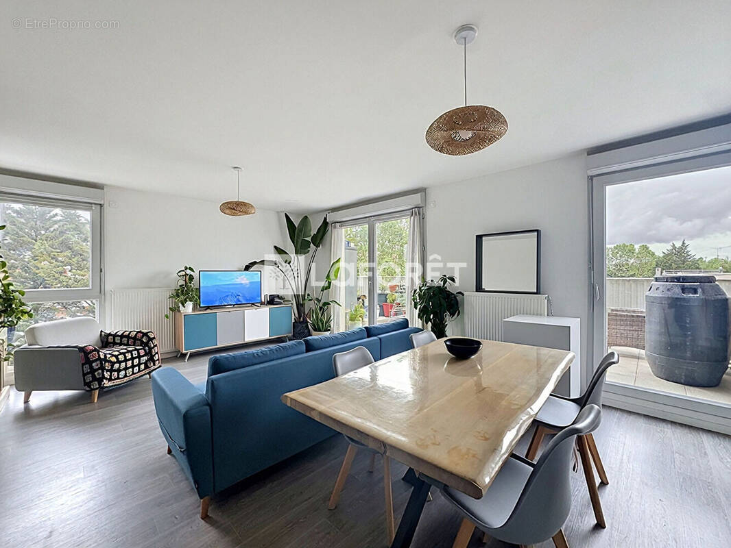 Appartement à BONNEUIL-SUR-MARNE
