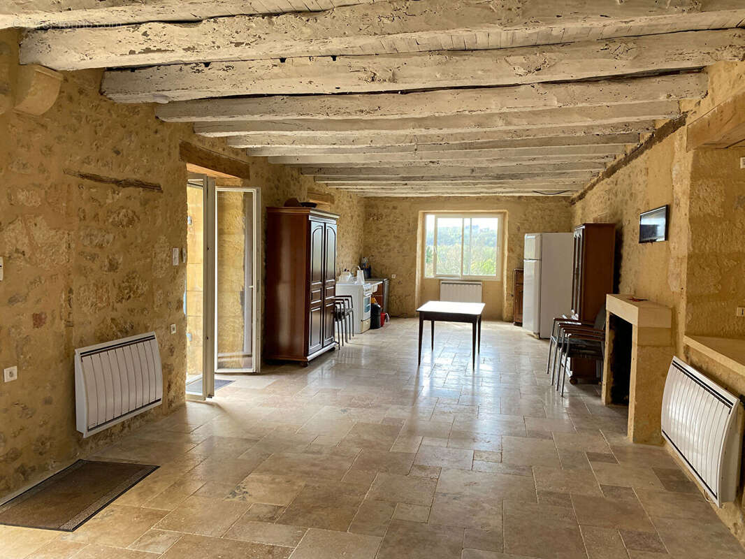 Maison à LES EYZIES-DE-TAYAC-SIREUIL