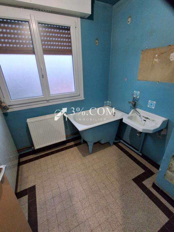 Maison à DOUCHY-LES-MINES