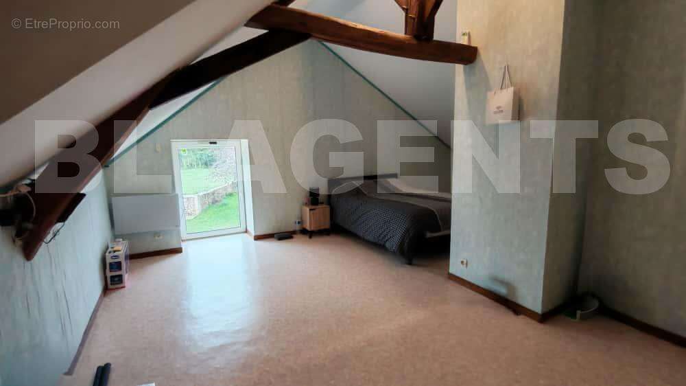 IMG-20251009-WA0038 - Maison à LOUE