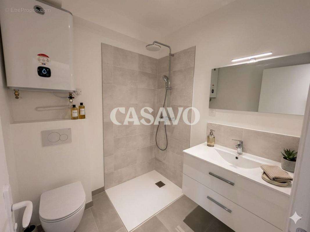Appartement à PARIS-20E