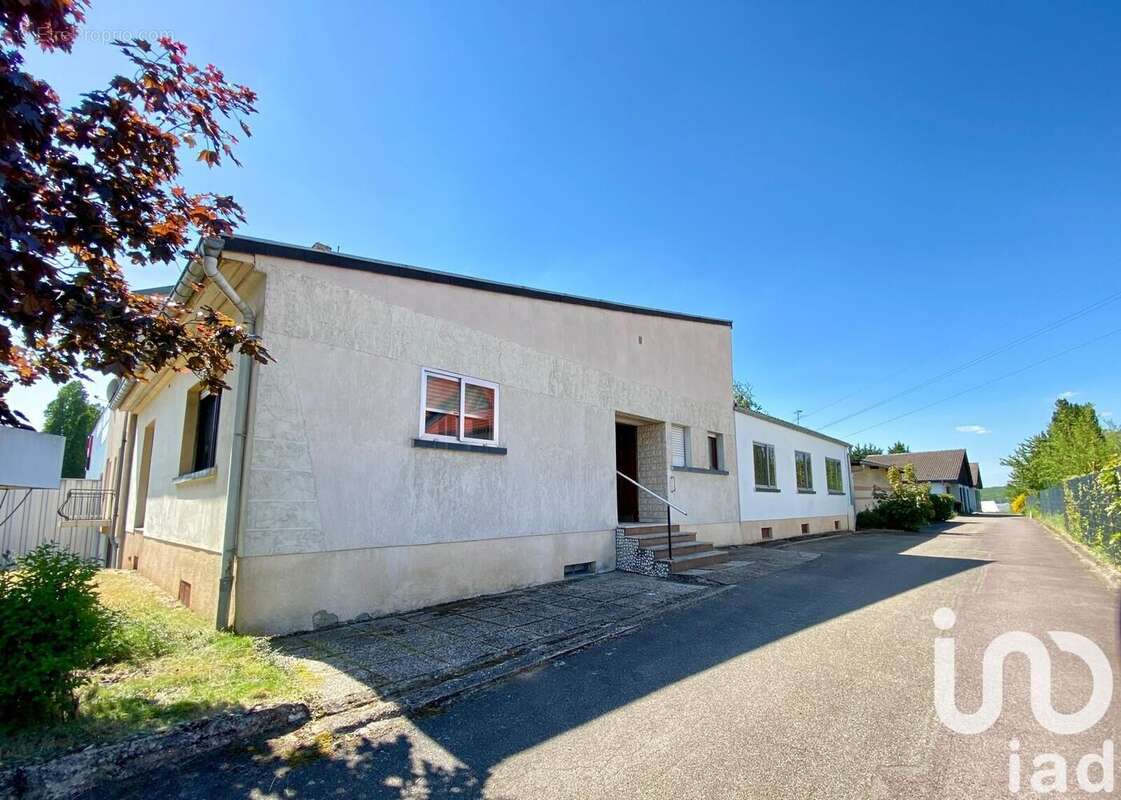 Maison 186 m² à Morsbach  - photo 2