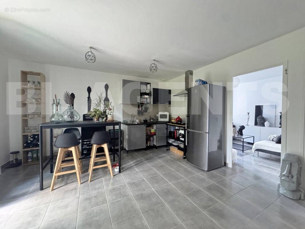 image00012_DxO - Appartement à COULOMMIERS