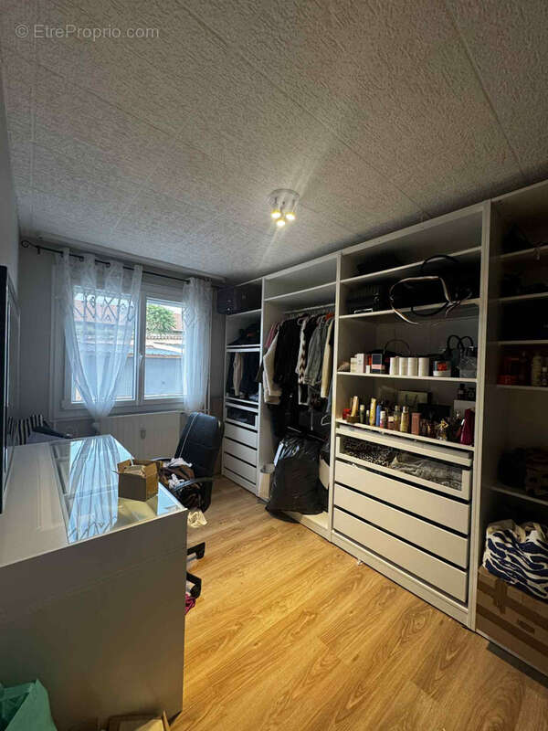 Appartement à PONT-DE-CHERUY