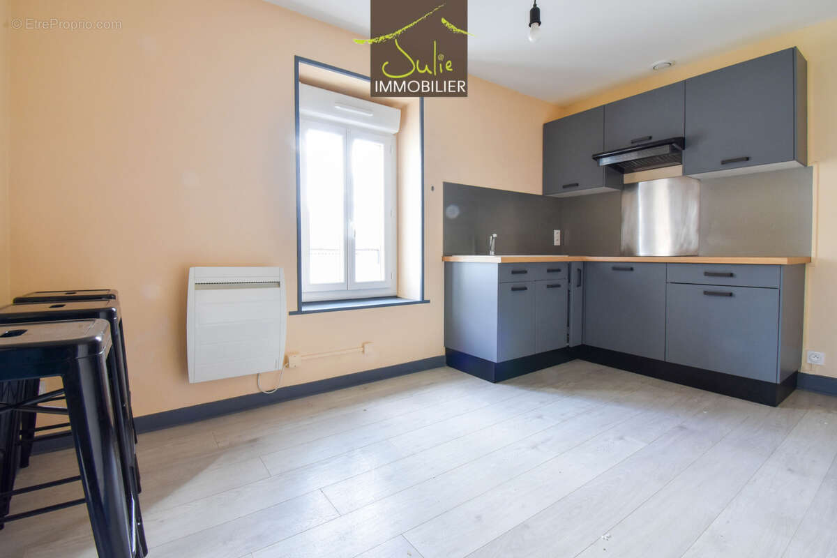 Appartement à MONCOUTANT