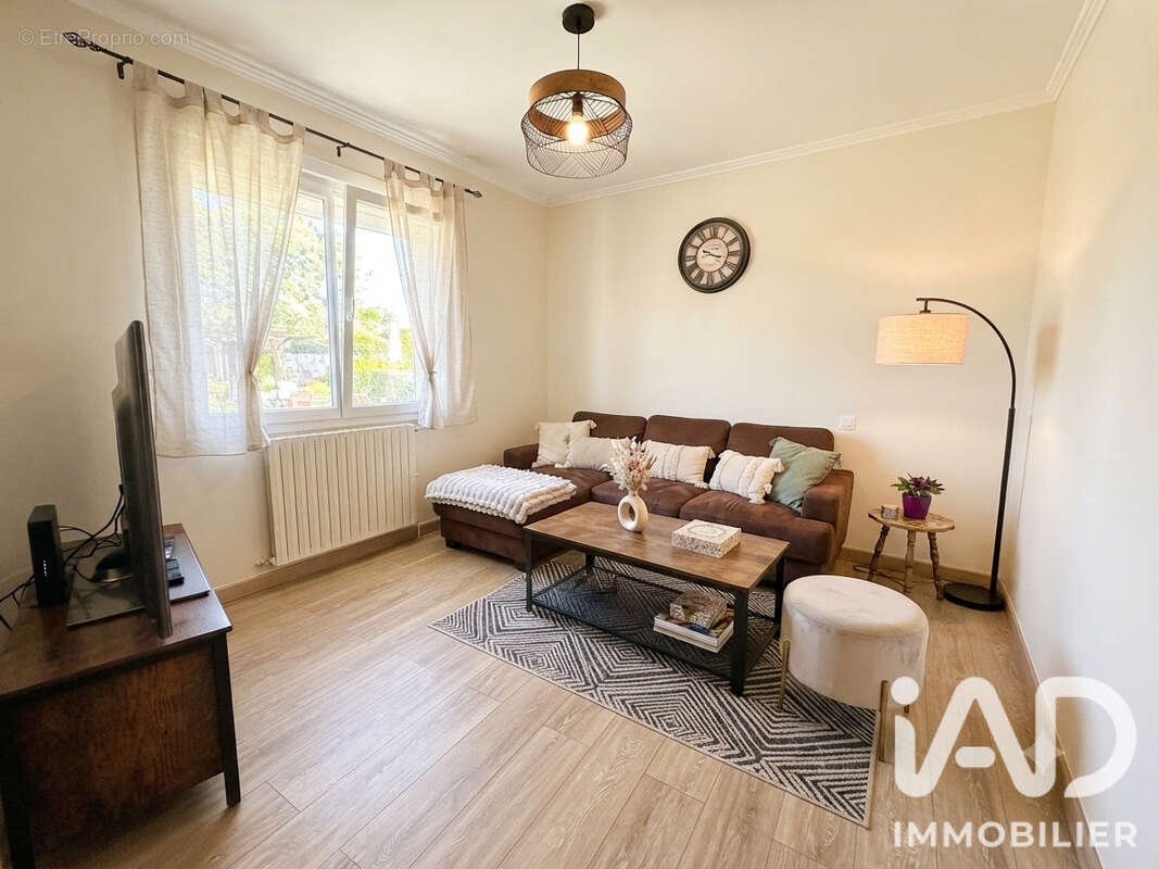 Maison 112 m² à Moreac  - photo 4