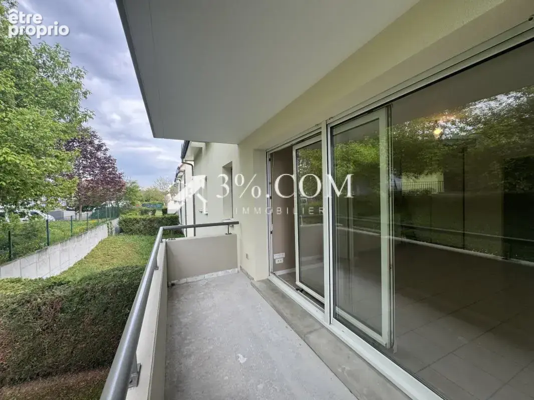 3%.COM Appartement  F2  avec terrasse et parking - photo 12