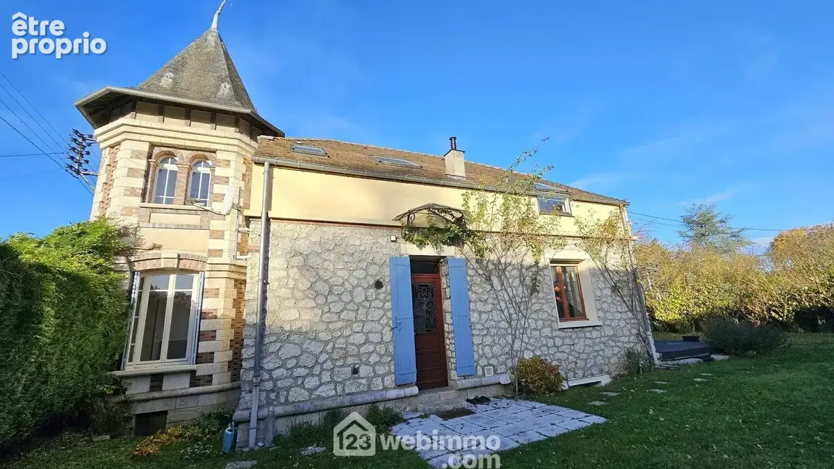 Une autre vue de la maison. - Maison à BOURRON-MARLOTTE