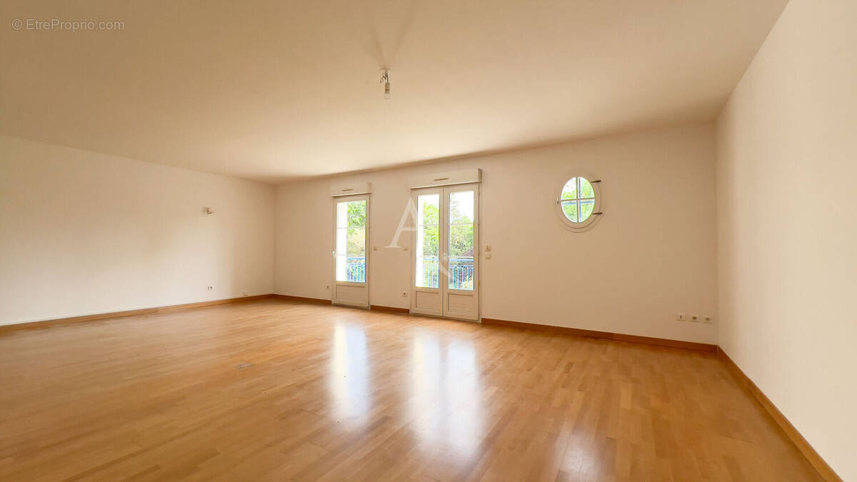 Appartement à BRUNOY