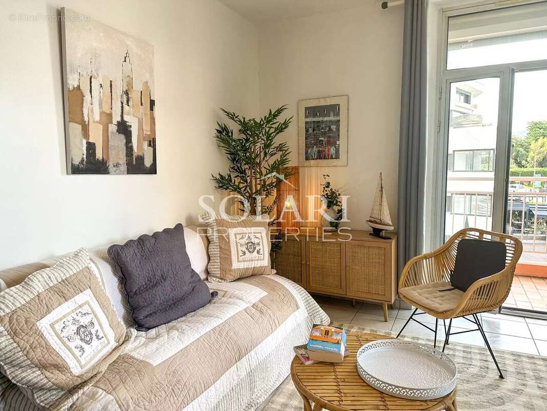 Appartement à THEOULE-SUR-MER