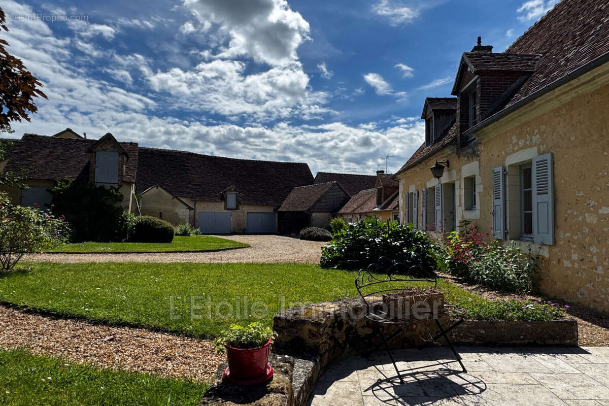 Maison à SAINT-MAURICE-SUR-HUISNE