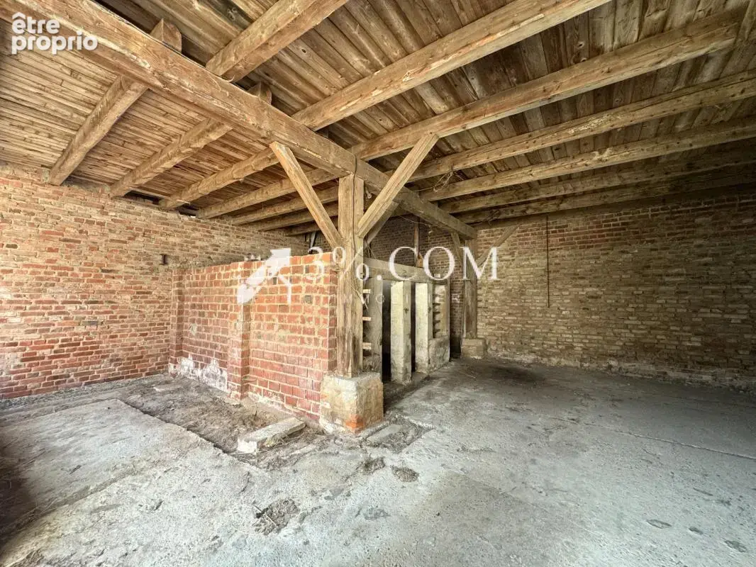Corps de ferme avec dépendances - 6  pièces - 137 m2 sur par - photo 4