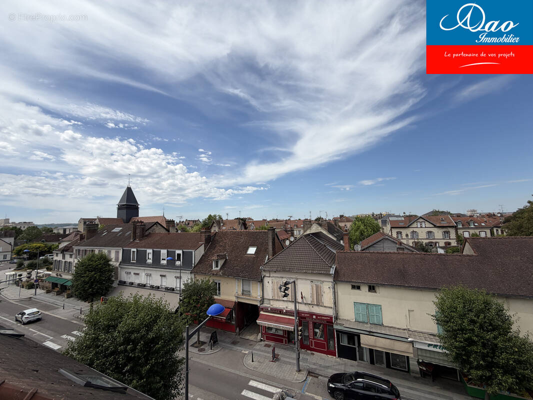 Appartement à SAINTE-SAVINE