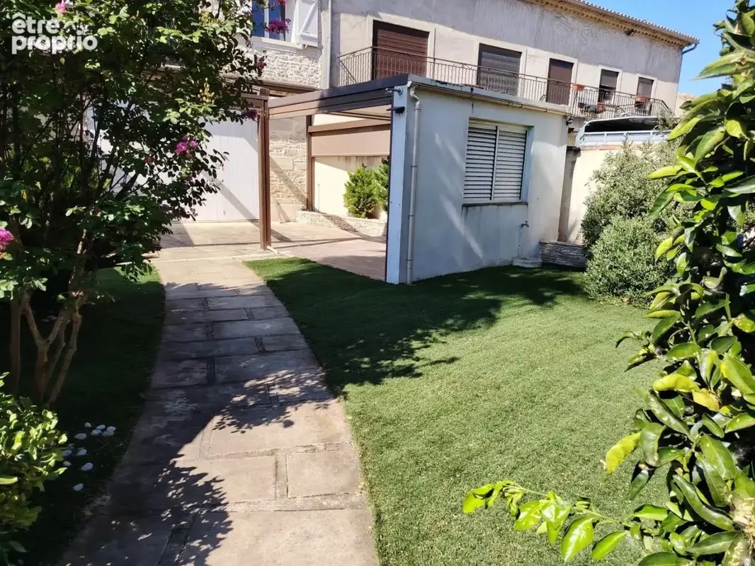 Ensemble immobilier superbe villa t5 renovee grande surface jardin 2 batiments type studio - photo 3