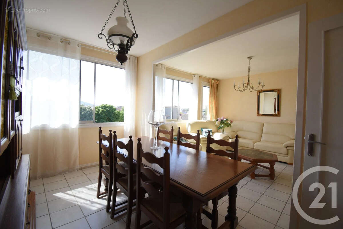 Appartement à VICHY