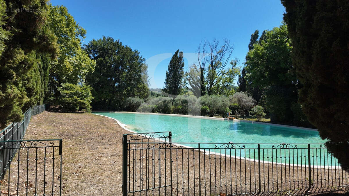 Maison à VAISON-LA-ROMAINE