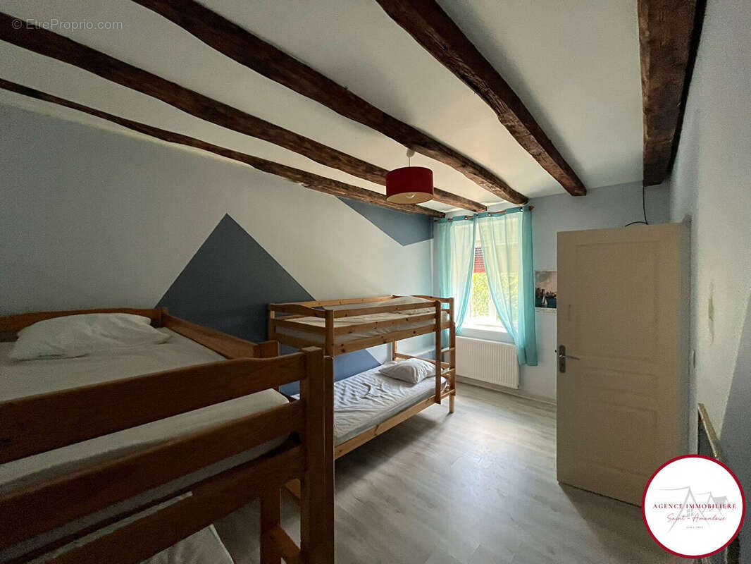 Maison à SAINT-PIERRE-LES-ETIEUX