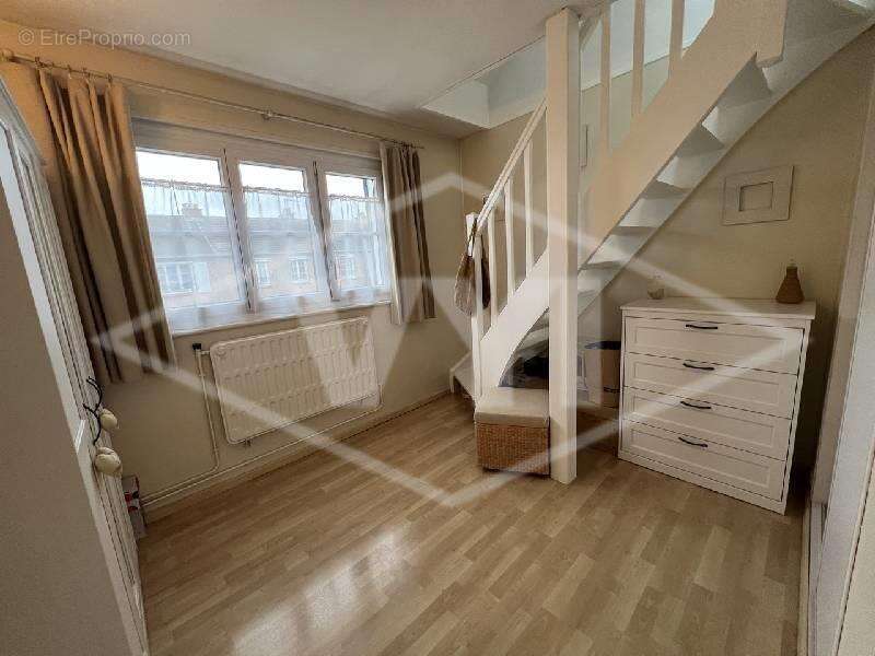 Maison à COMBS-LA-VILLE