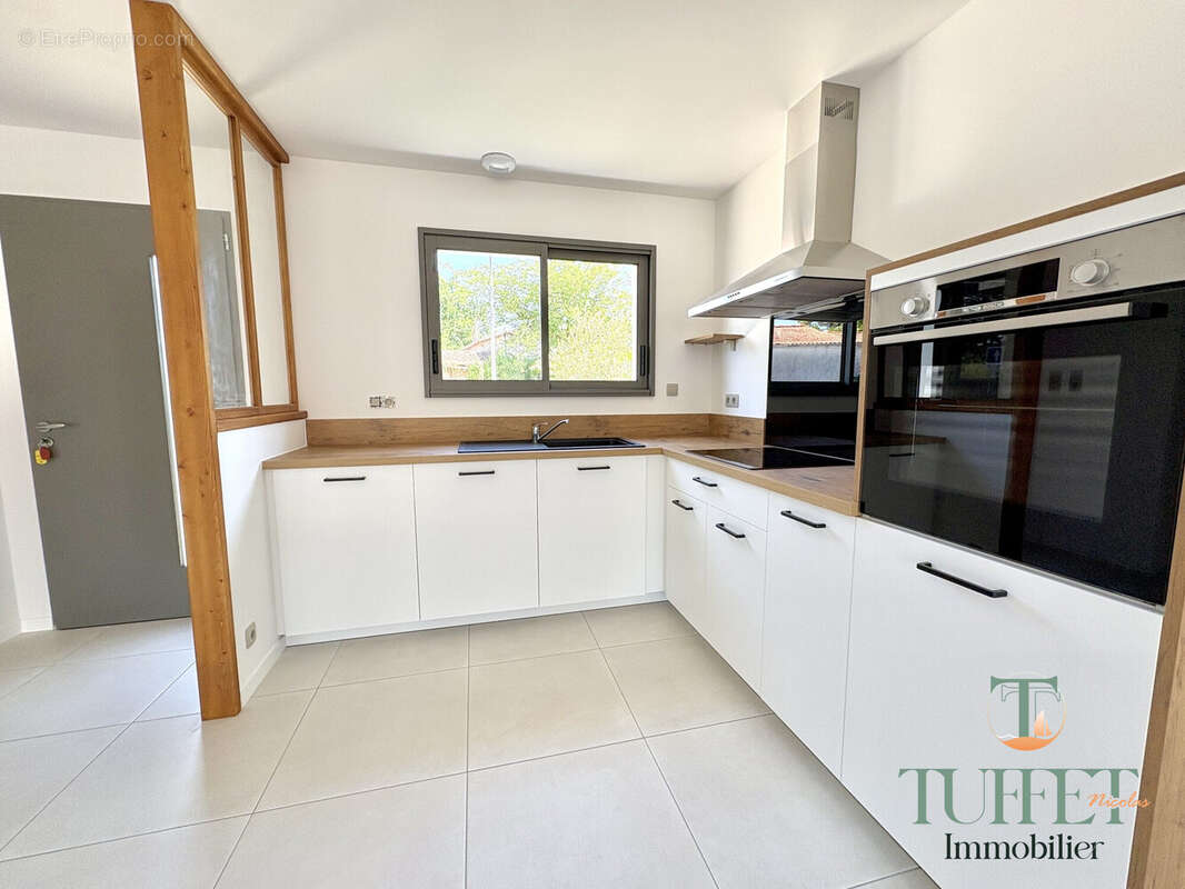 Maison 99 m² à Arvert  - photo 4