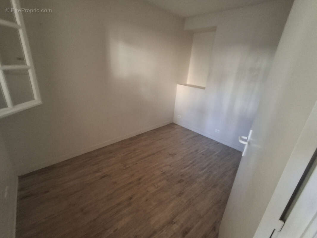 Appartement à FOUGERES