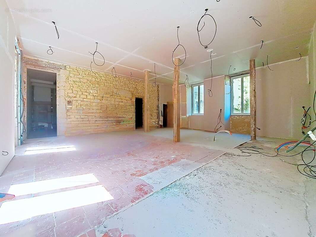 Maison à MAUVEZIN