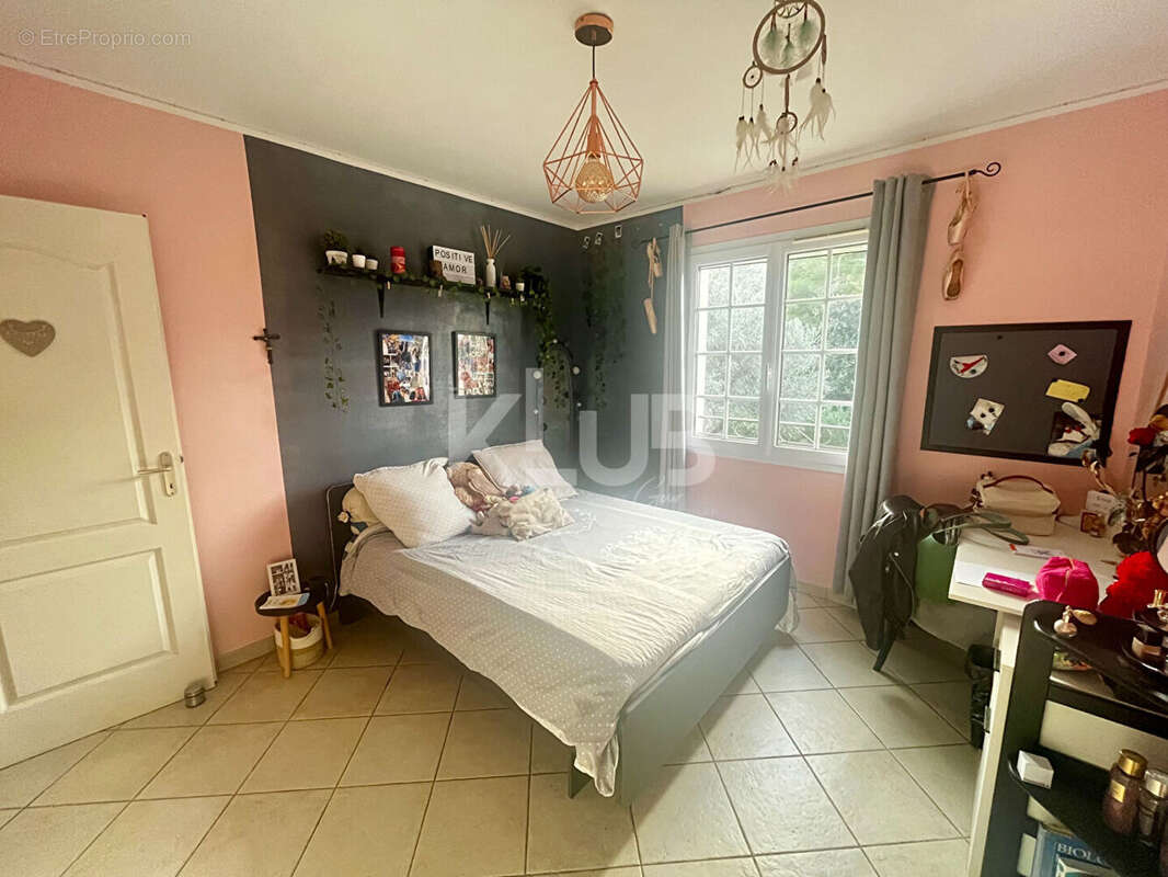 Maison à LA VALETTE-DU-VAR