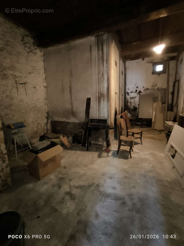 Maison à COUSTOUGE
