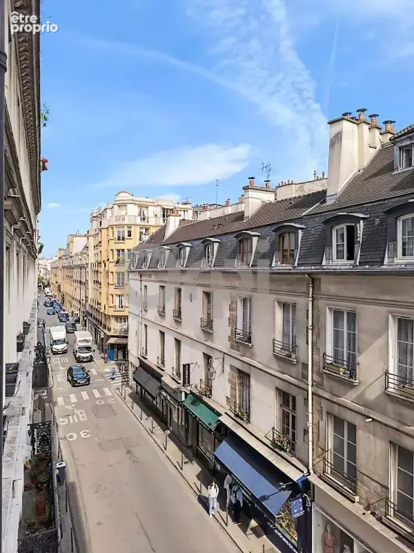 Appartement 2 pièces à Vendre à quelques pas de la place des Vosges à Paris 4e - photo 6