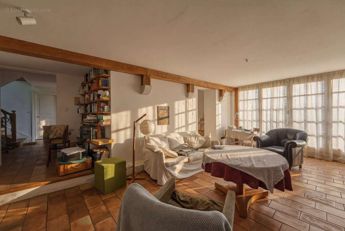 Maison à vendre 5 pièces PERON (01) - photo 14