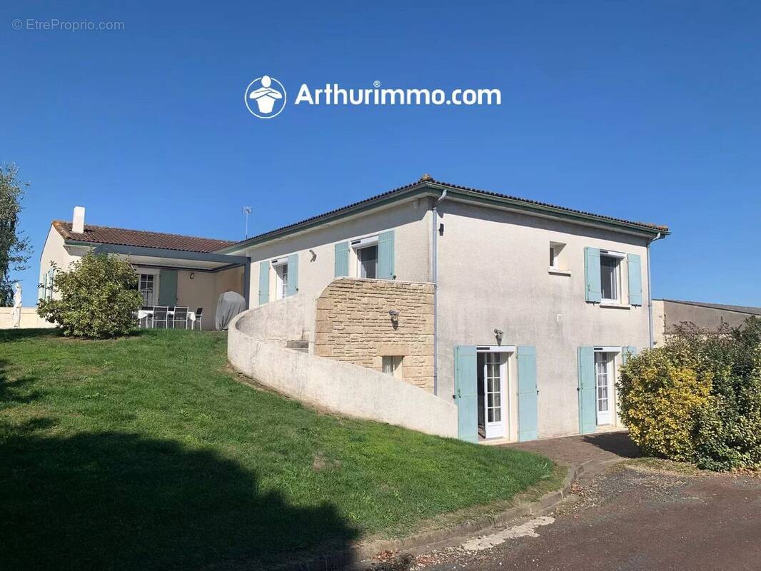 Maison à PAILLE