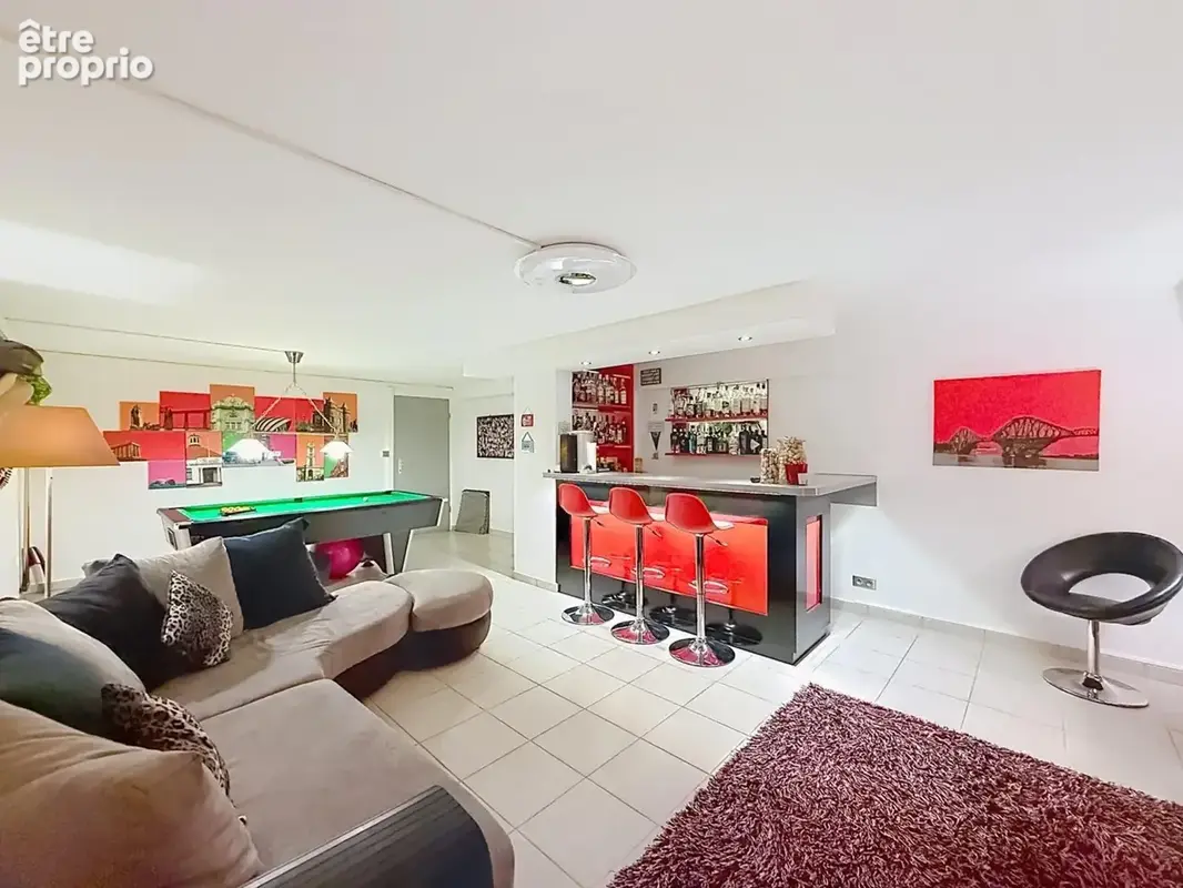 Maison familiale T5 de 190 m² avec jardin arboré, vue Salève & Jura COLLONGES SOUS SALEVE (74) - photo 9