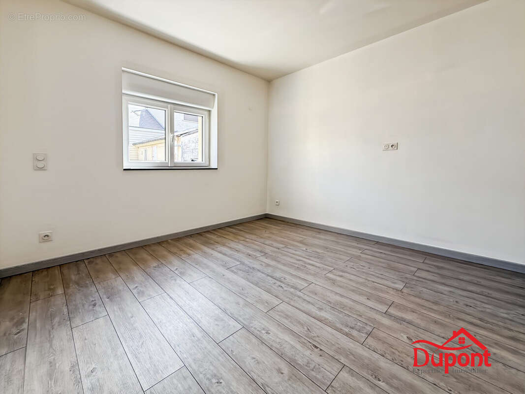 Maison 82 m² à Haybes  - photo 7