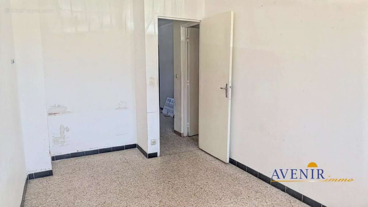 Appartement 47 m² à Marseille-15e  - photo 6
