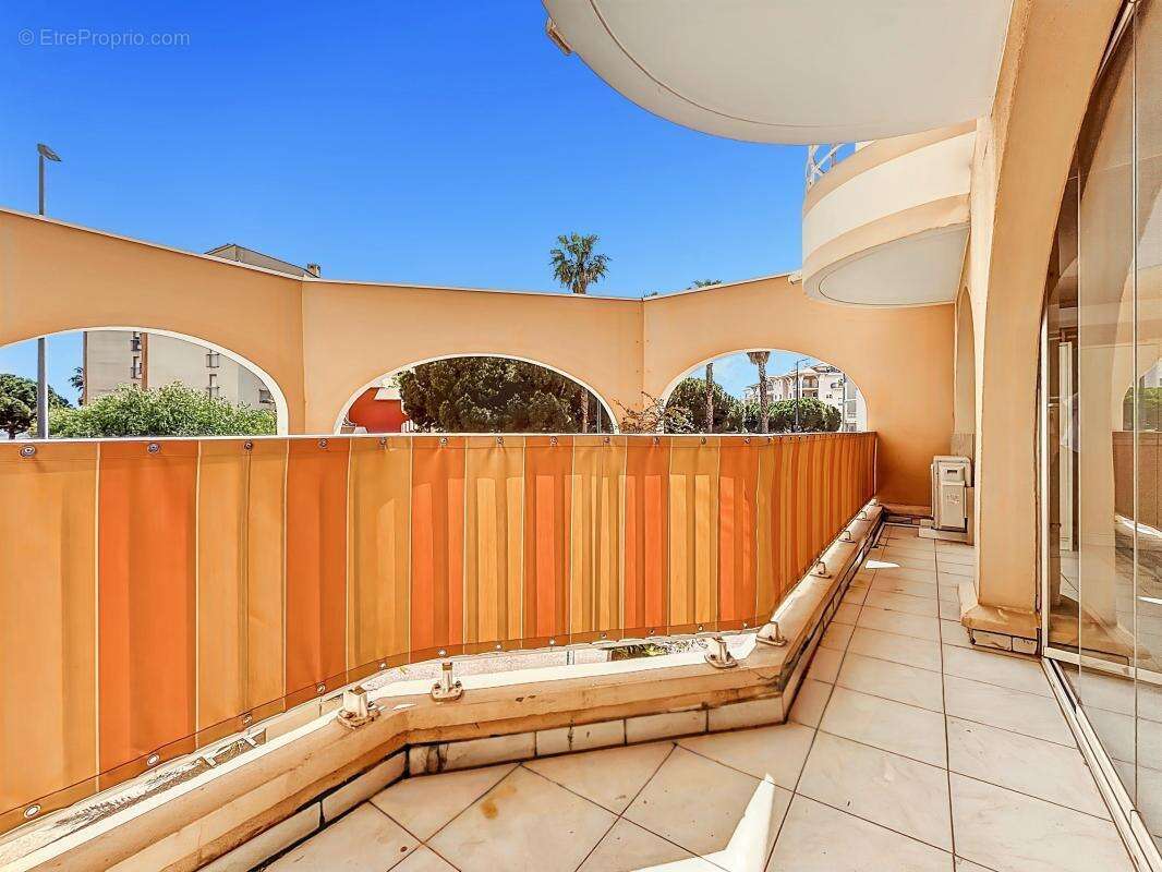 Appartement à FREJUS