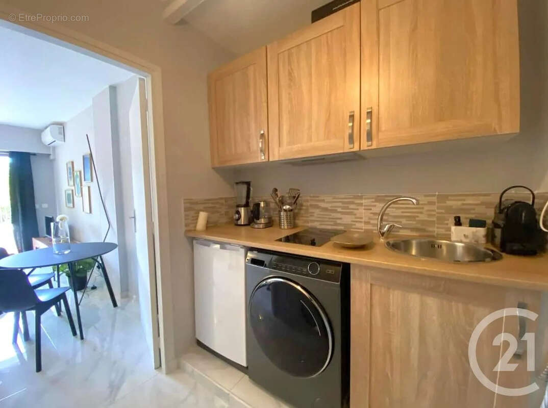 Appartement à LE CANNET