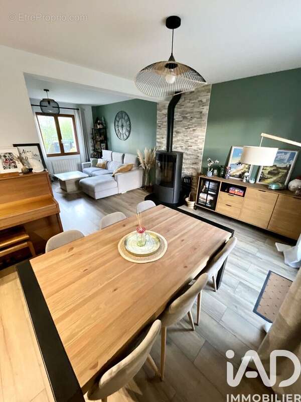 Photo 2 - Maison à SAINTE-GENEVIEVE-DES-BOIS